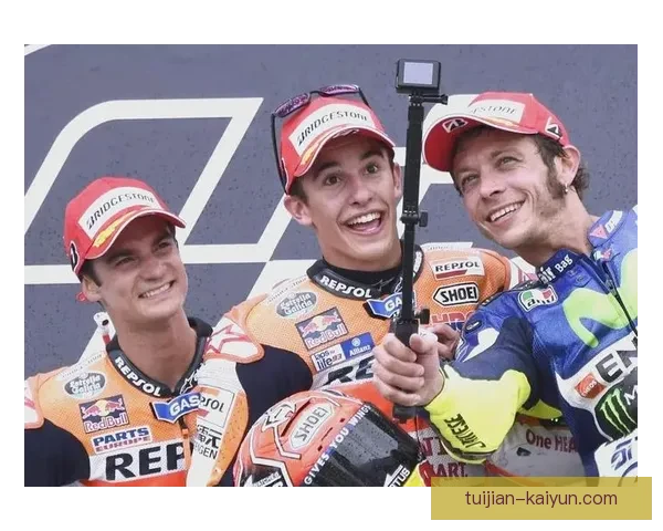 瓦伦蒂诺传奇再临赛场 MotoGP新赛季激情角逐升级 瓦伦蒂诺传奇再临赛场 MotoGP新赛季激情角逐升级